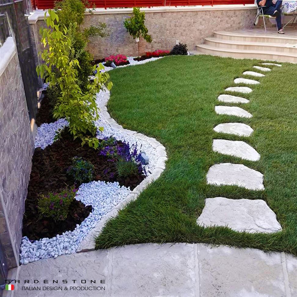 Camminamento da giardino in beole distanziate