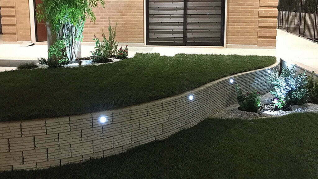 illuminazione giardino notte