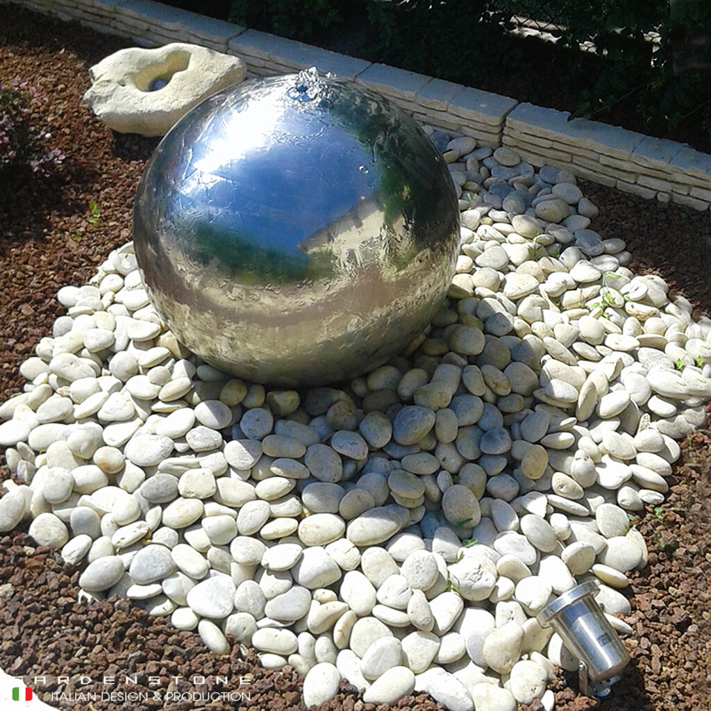 giardino con jacuzzi